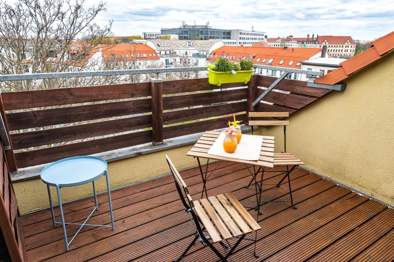 Schöne Dachterasse NETFLIX&PRIME Zentral Modern bis 4 Pers Magdeburg Exterior foto